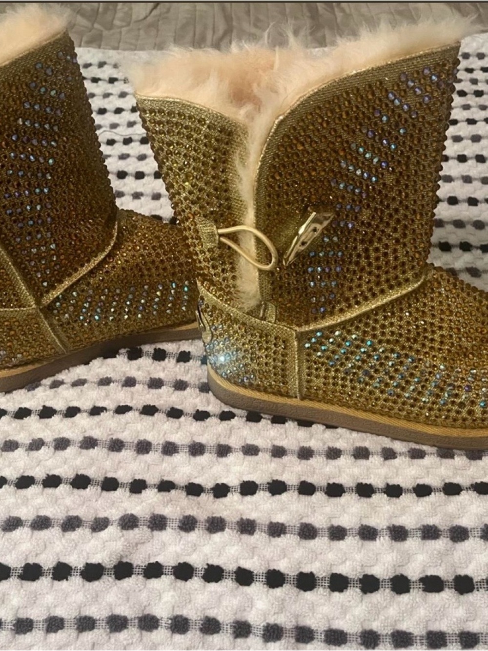 NARS Gold Crystal-Embellished Women's Fur-Lined Slippers